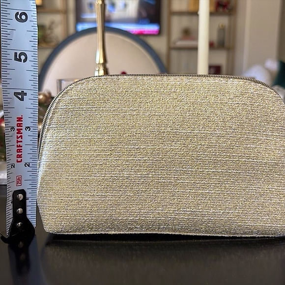 Dior 2024 Holiday Gold Cosmetic Pouch Limited Edition - Picture 6 of 10